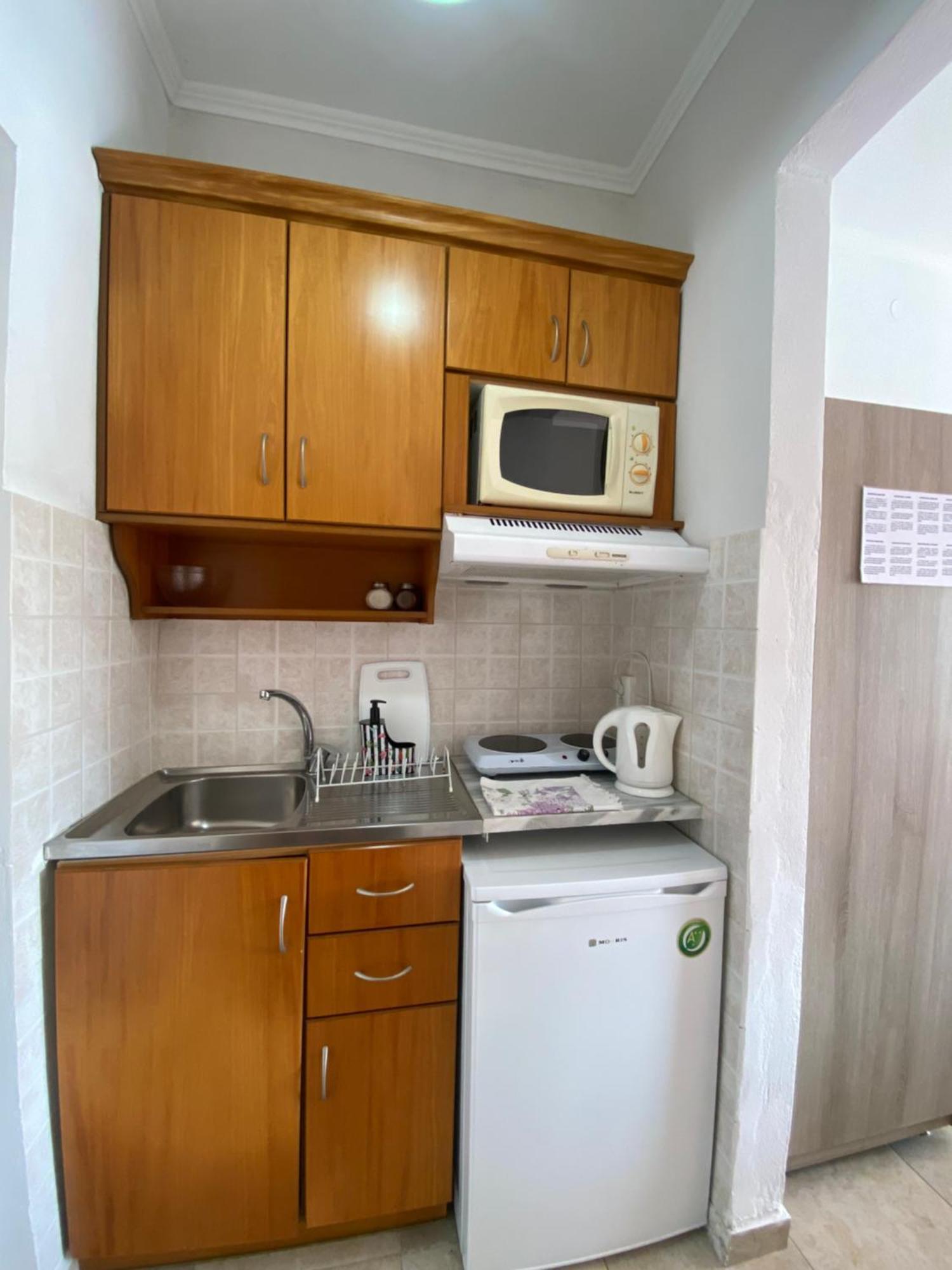 Miltos Studios Paleokastritsa Buitenkant foto